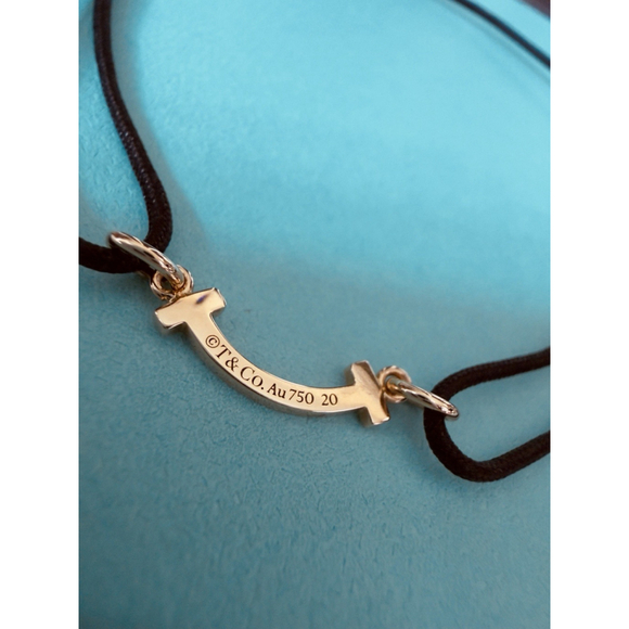 Tiffany & Co. Bracelet T Smile 71393968 Polyester Black Cord #M-XL 750RG - Picture 2 of 8